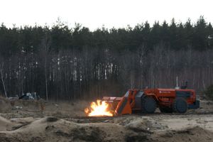 Украинская машина  для разминирования "Народный разминировщик" прошла предварительные испытания на минных полях. фото